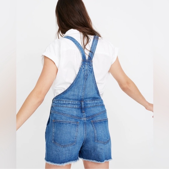 Madewell Adirondack Short Overalls in Denville Wash - Picture 2 of 6